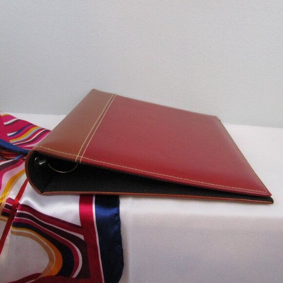 Bindertek Premium Leather 3-Ring Binder/Photo Album - 4th of 8 - Picture 8 of 8